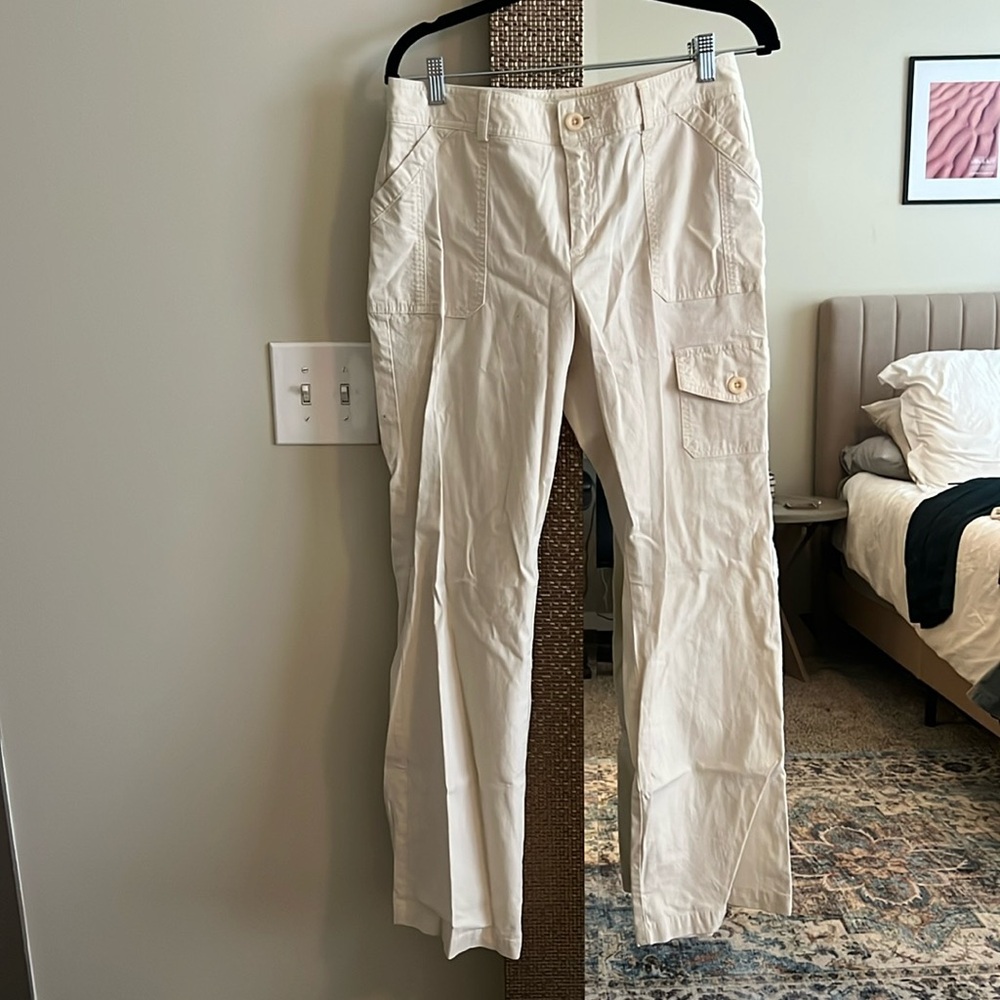 Dockers favorite fit sz 6 cargo pants